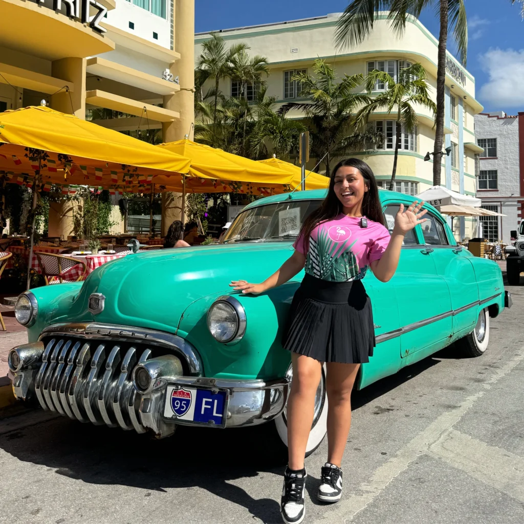 Bus Miami Tours, South Beach & Ocean Drive Cruise through the electric energy of South Beach, passing the iconic Art Deco hotels and palm-lined boulevards you’ve seen in movies and magazines.