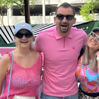 Flamingo Miami Bus Tours tourists
